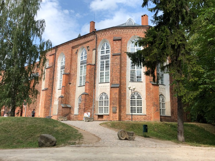 FE75416F-7509-4004-8847-57AA143CE765